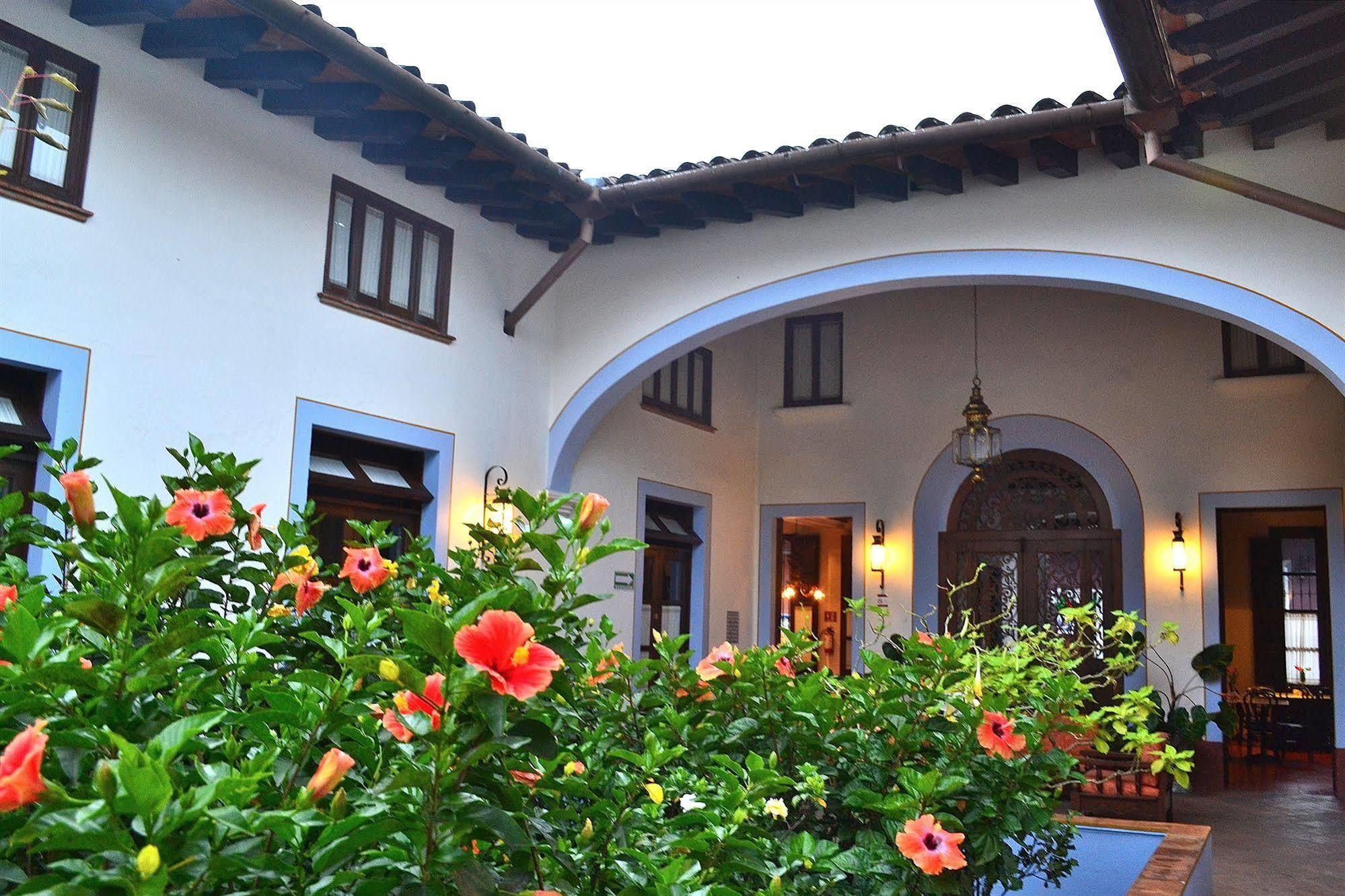 Meson Del Alferez Coatepec Hotel โกอาเตเปก ภายนอก รูปภาพ