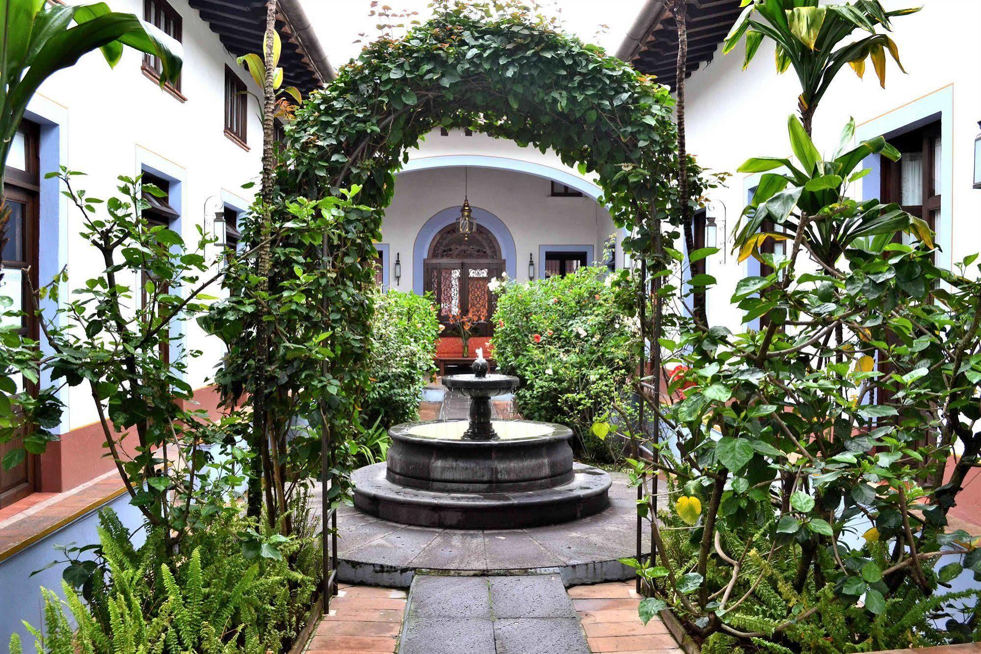 Meson Del Alferez Coatepec Hotel โกอาเตเปก ภายนอก รูปภาพ